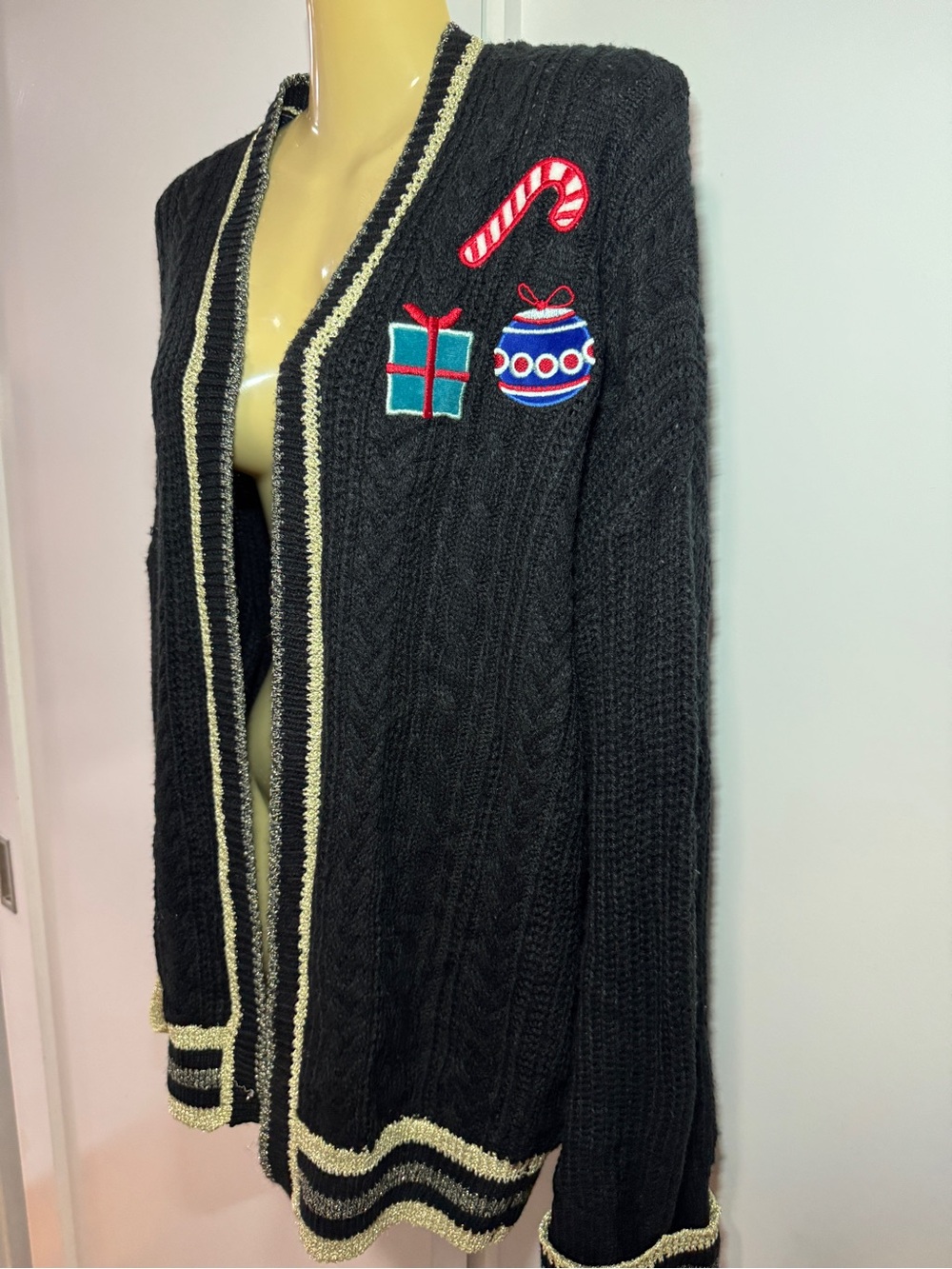 rue21 Christmas Cardigan Sweater Womens Small Black Gold Metallic Ugly Holiday - Picture 3 of 4